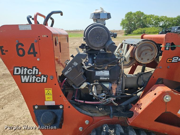 image for item DS4649 2017 Ditch Witch C24X trencher