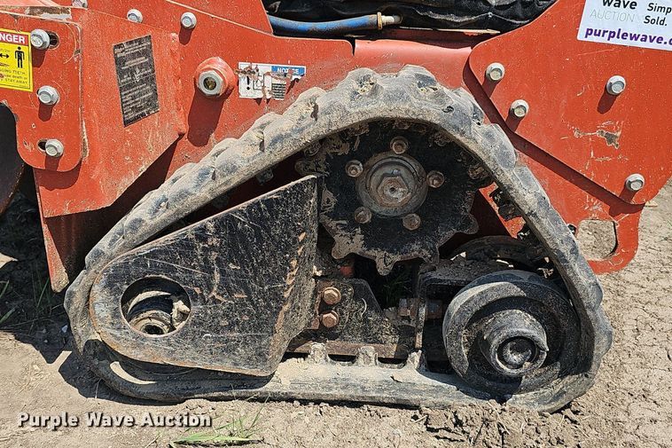 image for item DS4649 2017 Ditch Witch C24X trencher