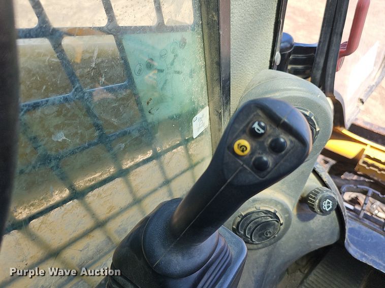 image for item DS4650 2020 Caterpillar 289D3 tracked skid steer loader