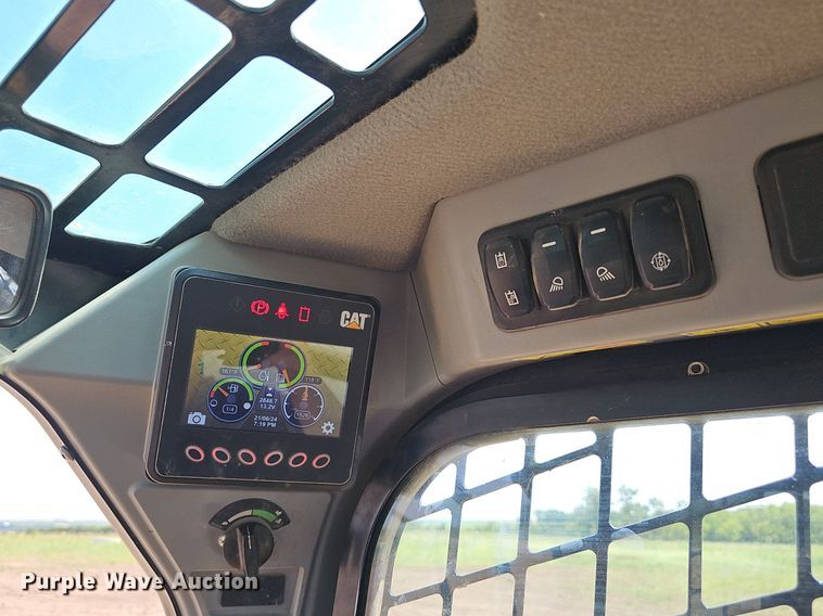 image for item DS4650 2020 Caterpillar 289D3 tracked skid steer loader