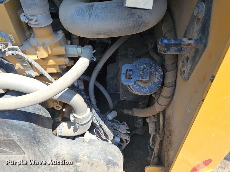 image for item DS4650 2020 Caterpillar 289D3 tracked skid steer loader