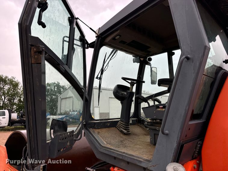 image for item LF9849 2012 Hamm 3412 single drum vibratory roller