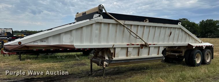 image for item LF9852 2013 Construction Trailers Specialist  BDT-40 bottom dump trailer