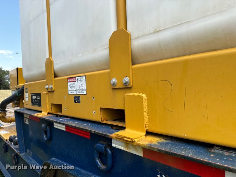 image for item LF9855 (2) Vermeer MX300 fluid mixing systems