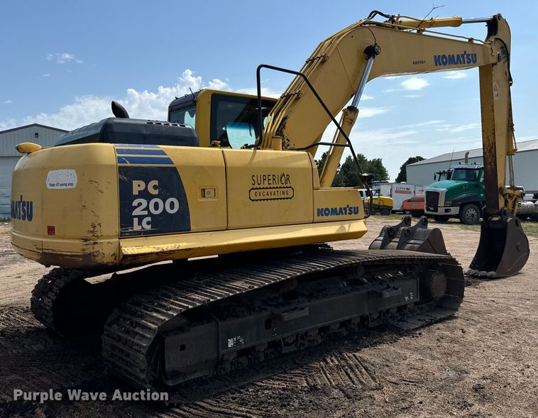 image for item LF9858 2010 Komatsu PC200 LC-8 excavator
