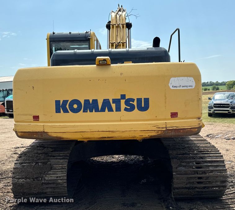 image for item LF9858 2010 Komatsu PC200 LC-8 excavator
