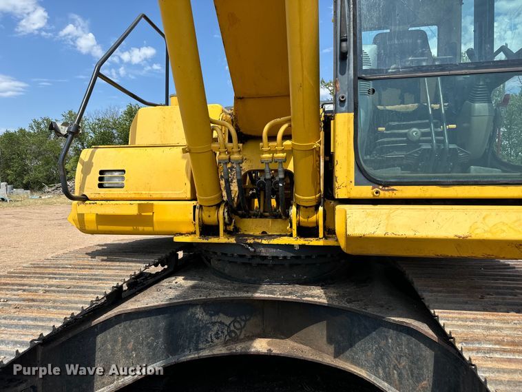 image for item LF9858 2010 Komatsu PC200 LC-8 excavator