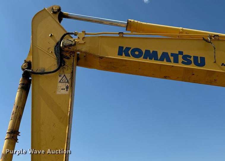 image for item LF9858 2010 Komatsu PC200 LC-8 excavator