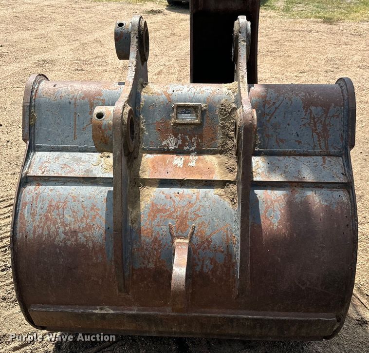 image for item LF9858 2010 Komatsu PC200 LC-8 excavator