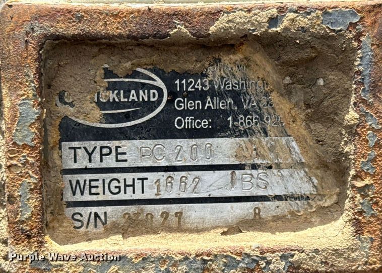 image for item LF9858 2010 Komatsu PC200 LC-8 excavator