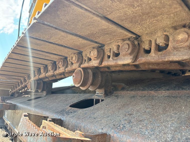 image for item LF9858 2010 Komatsu PC200 LC-8 excavator