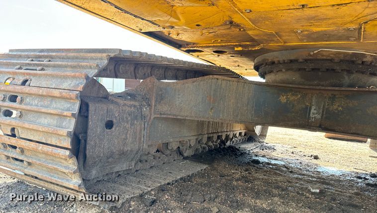 image for item LF9858 2010 Komatsu PC200 LC-8 excavator