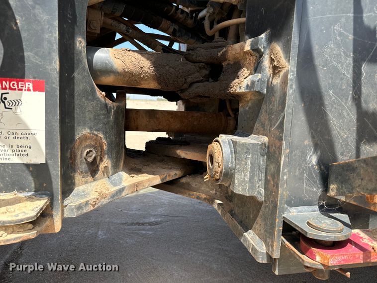image for item LF9862 2014 Komatsu  WA270-7 wheel loader