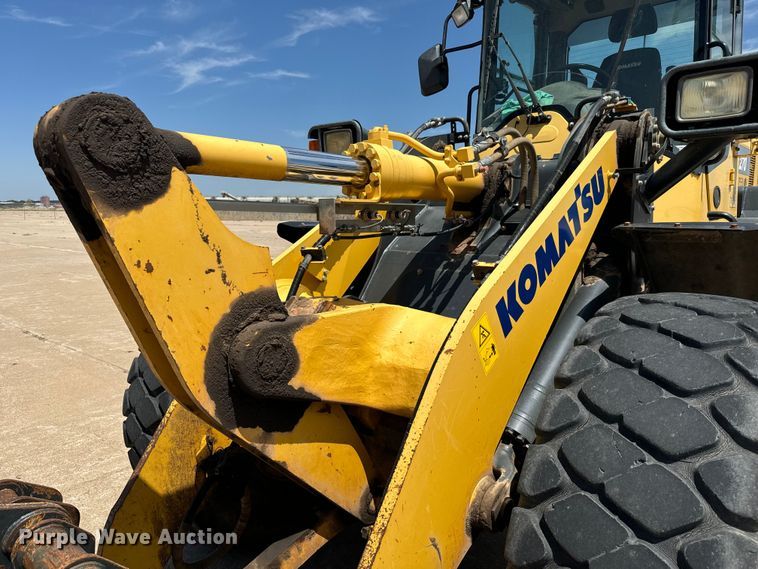 image for item LF9862 2014 Komatsu  WA270-7 wheel loader