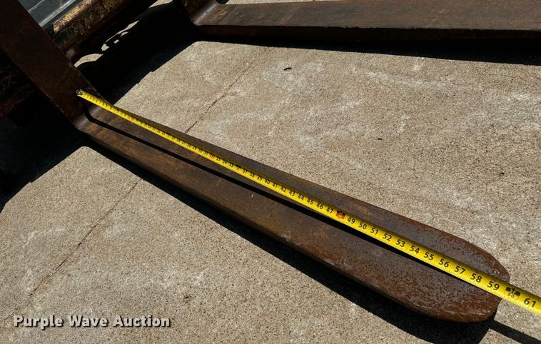 image for item LF9862 2014 Komatsu  WA270-7 wheel loader