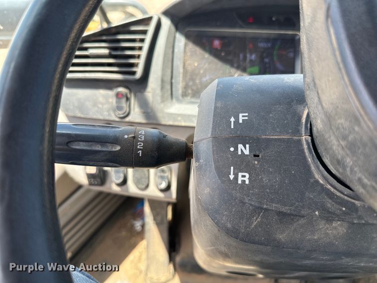 image for item LF9862 2014 Komatsu  WA270-7 wheel loader