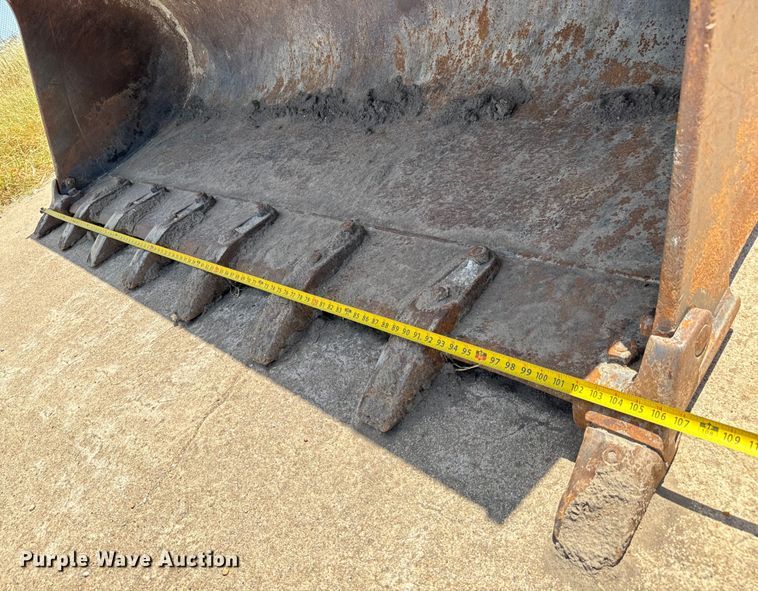 image for item LF9862 2014 Komatsu  WA270-7 wheel loader