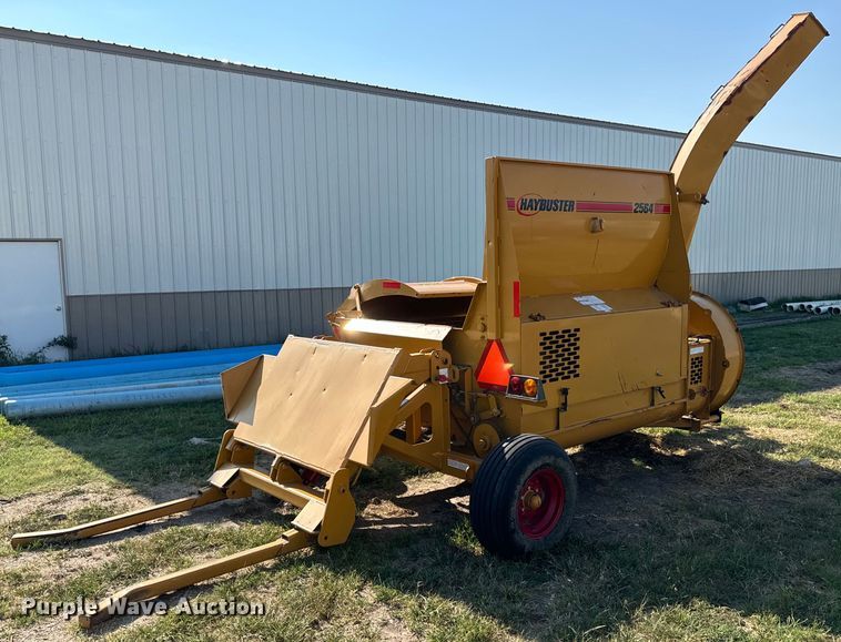 image for item LF9941 Duratech Haybuster 2564 bale processor