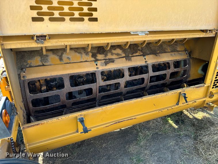 image for item LF9941 Duratech Haybuster 2564 bale processor