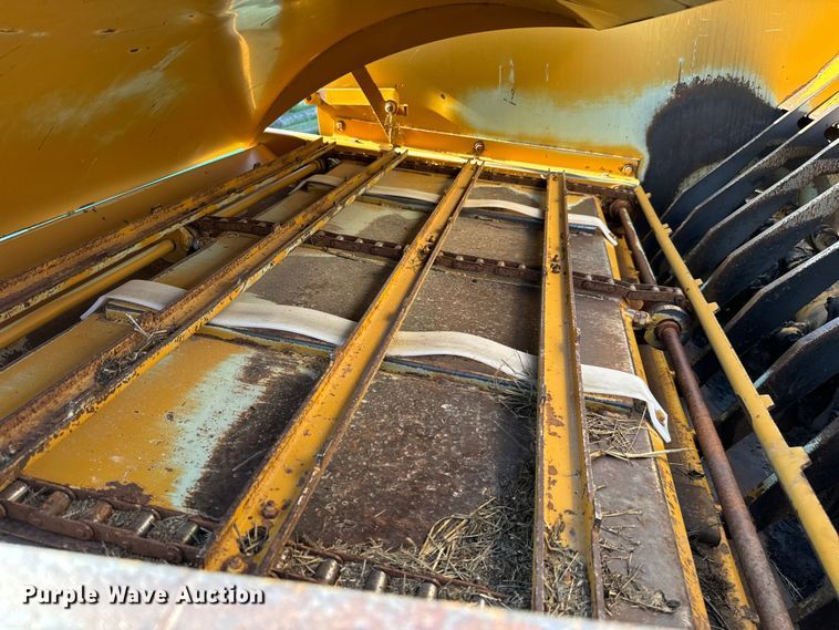 image for item LF9941 Duratech Haybuster 2564 bale processor