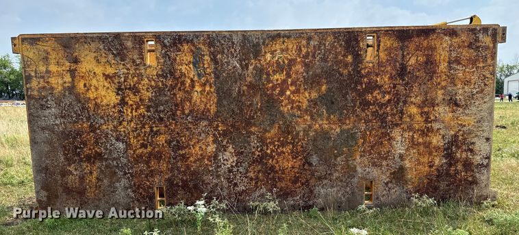 image for item LF9960 Trench box