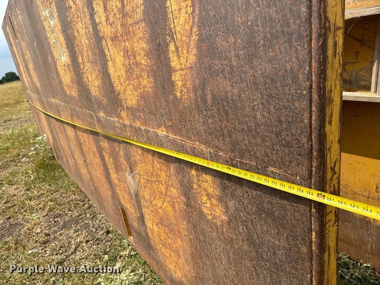 image for item LF9960 Trench box