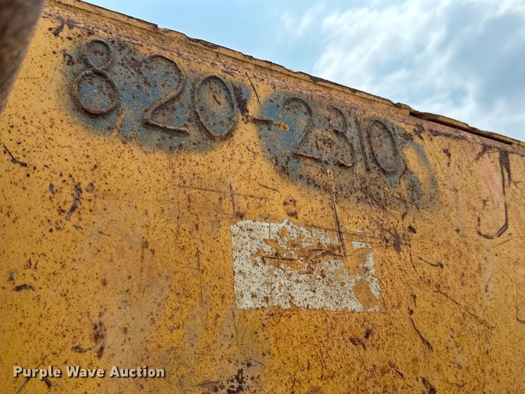 image for item LF9960 Trench box