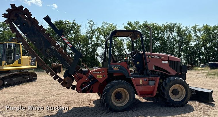 image for item MU9963 2014 Ditch Witch RT100 trencher