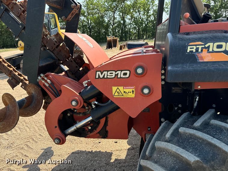 image for item MU9963 2014 Ditch Witch RT100 trencher