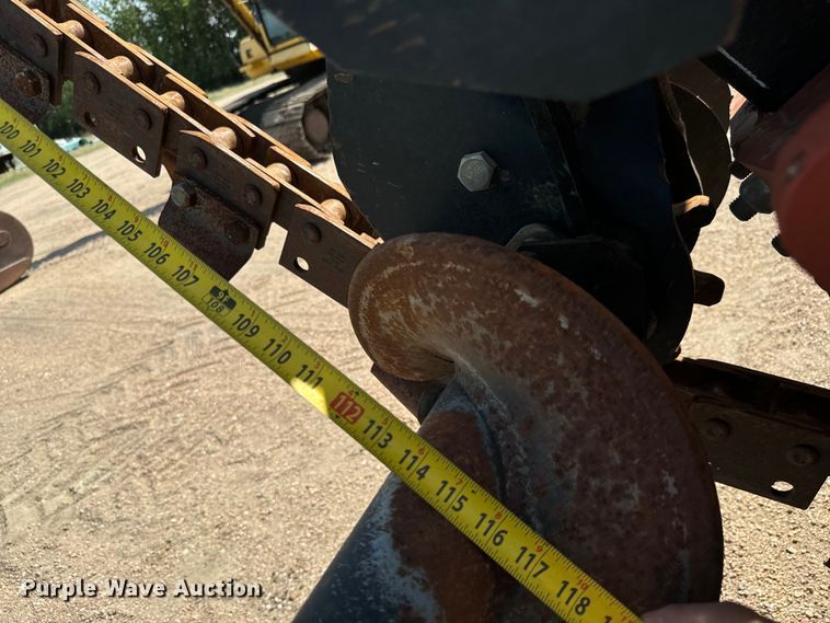 image for item MU9963 2014 Ditch Witch RT100 trencher