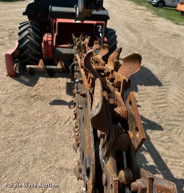 image for item MU9963 2014 Ditch Witch RT100 trencher