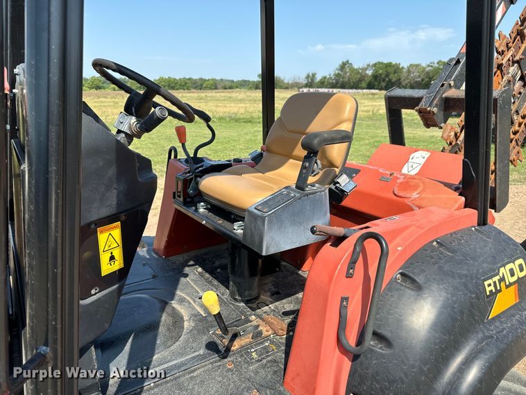 image for item MU9963 2014 Ditch Witch RT100 trencher