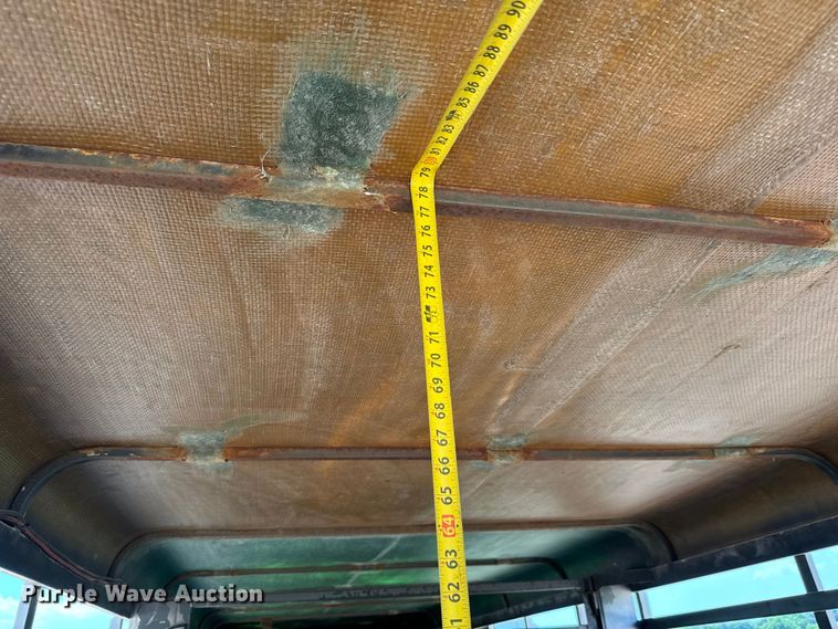 image for item MU9964 1980 Blair  TR24 livestock trailer