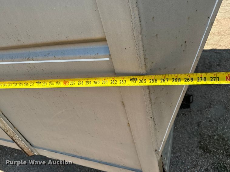 image for item MU9964 1980 Blair  TR24 livestock trailer