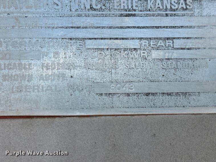 image for item MU9964 1980 Blair  TR24 livestock trailer