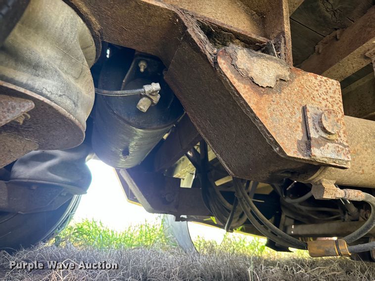 image for item MU9965 2007 Trail-Eze TE80HT48 drop deck hydratail equipment trailer