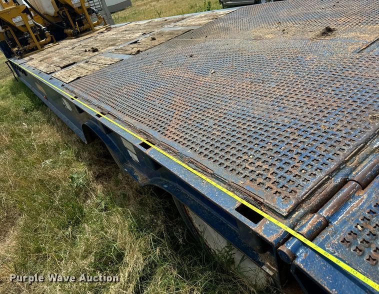 image for item MU9965 2007 Trail-Eze TE80HT48 drop deck hydratail equipment trailer