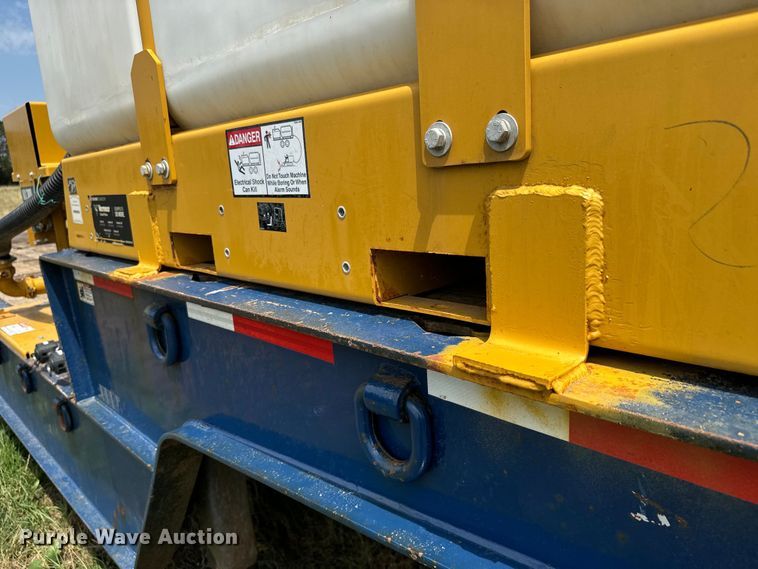 image for item MU9965 2007 Trail-Eze TE80HT48 drop deck hydratail equipment trailer