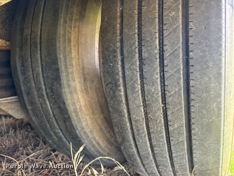 image for item MU9965 2007 Trail-Eze TE80HT48 drop deck hydratail equipment trailer