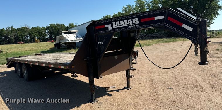 image for item MU9966 2015 Lamar TR5 equipment trailer
