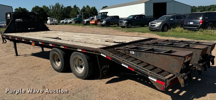 image for item MU9966 2015 Lamar TR5 equipment trailer