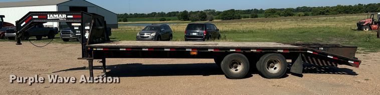 image for item MU9966 2015 Lamar TR5 equipment trailer