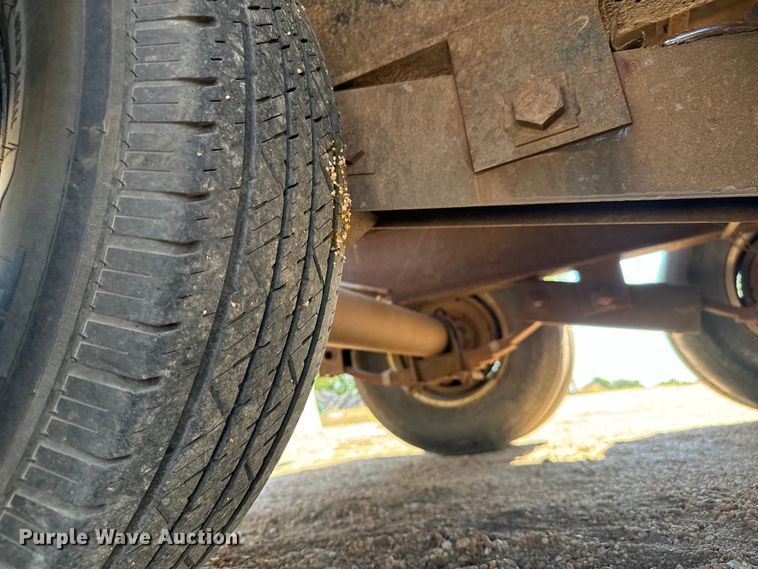 image for item MU9966 2015 Lamar TR5 equipment trailer