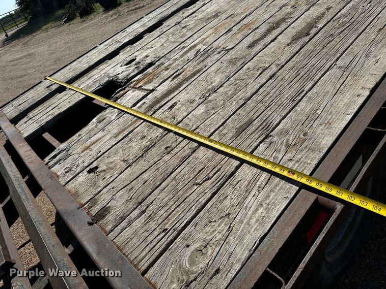 image for item MU9966 2015 Lamar TR5 equipment trailer