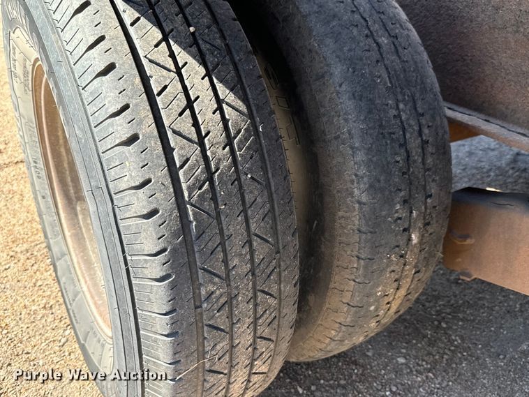 image for item MU9966 2015 Lamar TR5 equipment trailer