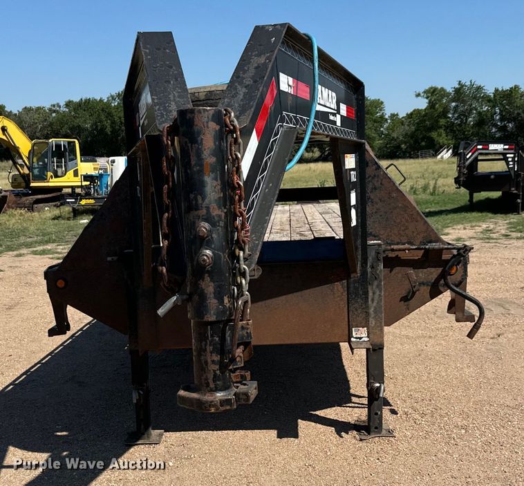 image for item MU9967 2014 Lamar  TR2 equipment trailer