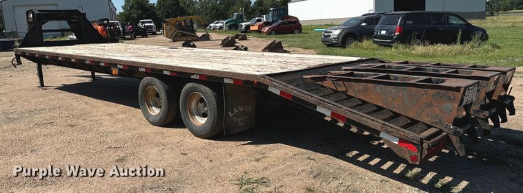 image for item MU9967 2014 Lamar  TR2 equipment trailer
