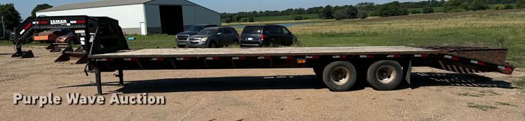 image for item MU9967 2014 Lamar  TR2 equipment trailer