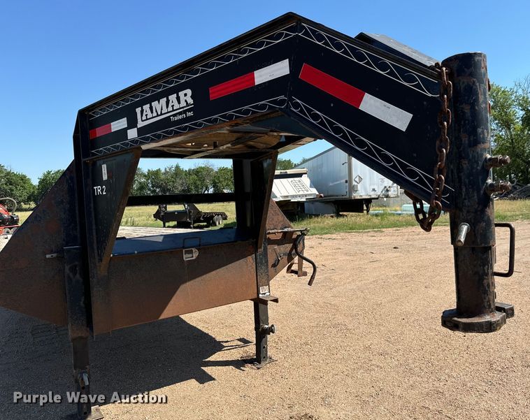 image for item MU9967 2014 Lamar  TR2 equipment trailer