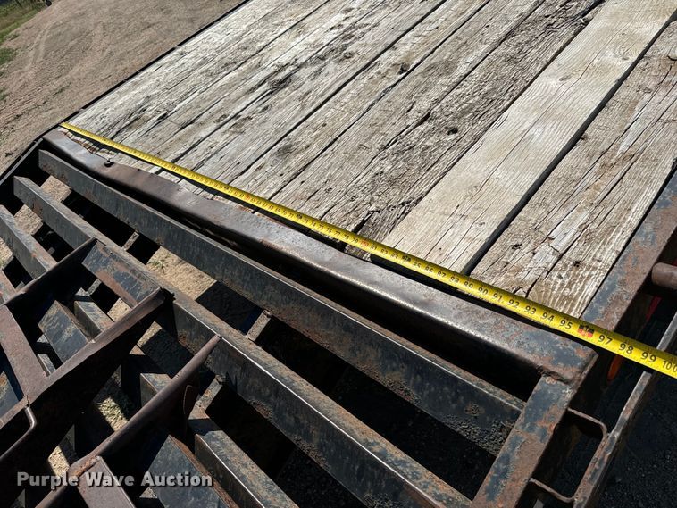 image for item MU9967 2014 Lamar  TR2 equipment trailer